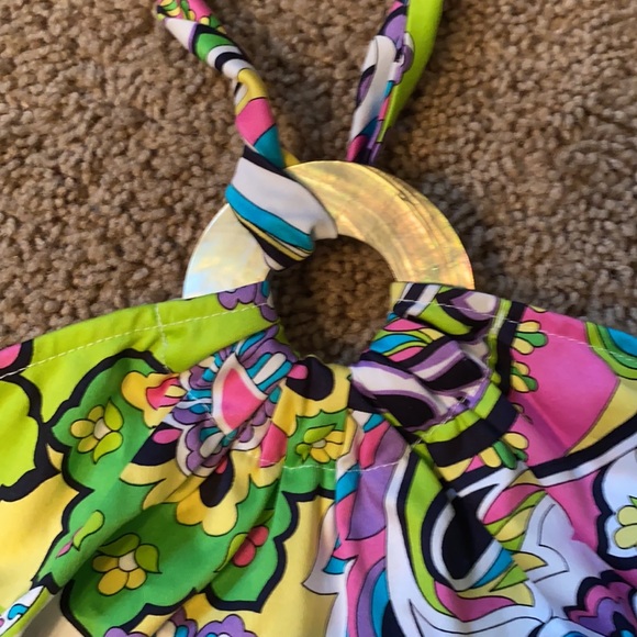 Melly M sz 2 halter tank top - Picture 3 of 6